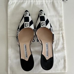 Manolo Blahnik Mule